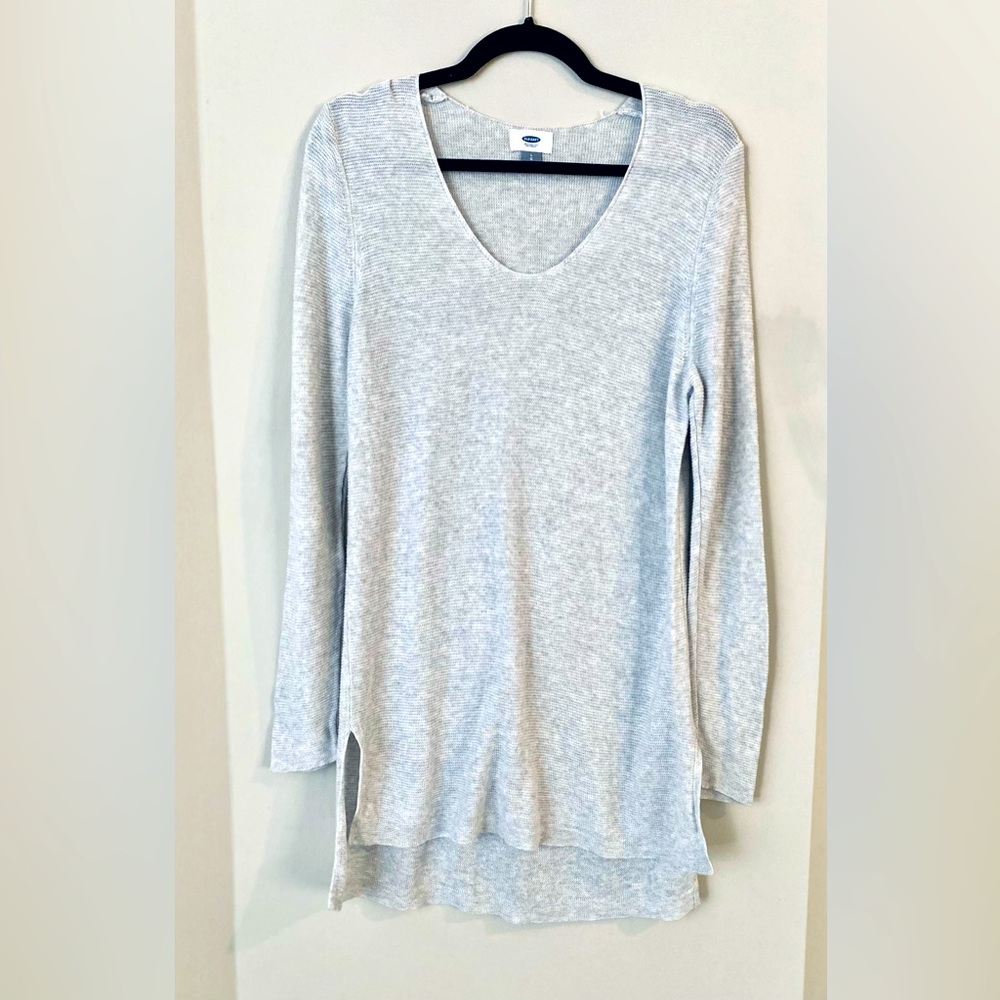 Old Navy- size Large (L)- grey sweater tunic